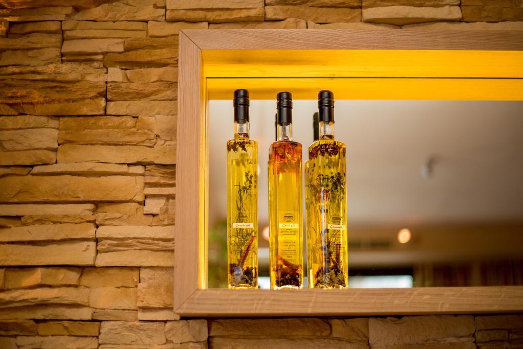 拉玛玛酒店 多瑙河畔阿沙赫 外观 照片